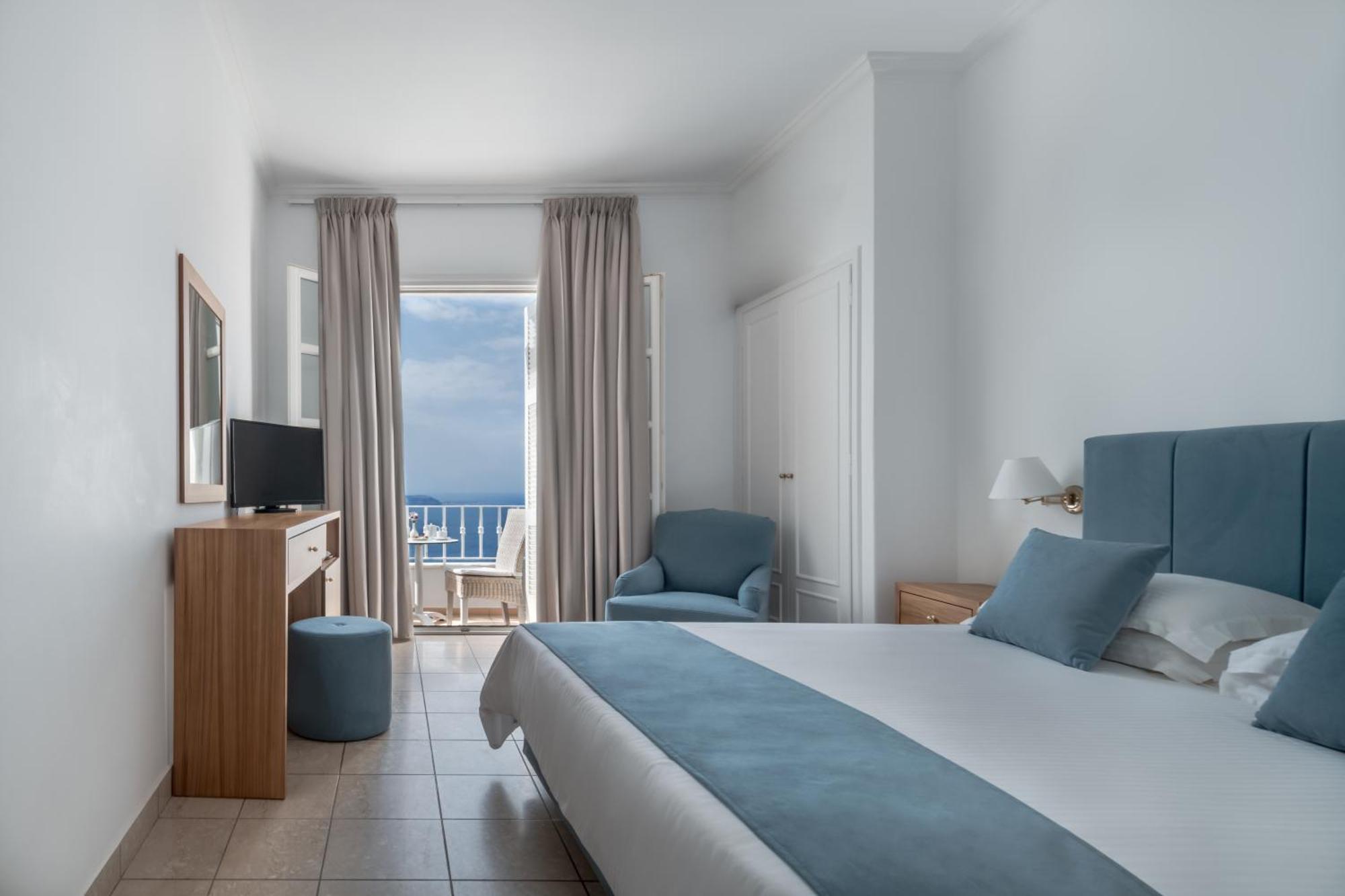 Atlantis Hotel Fira  Bilik gambar